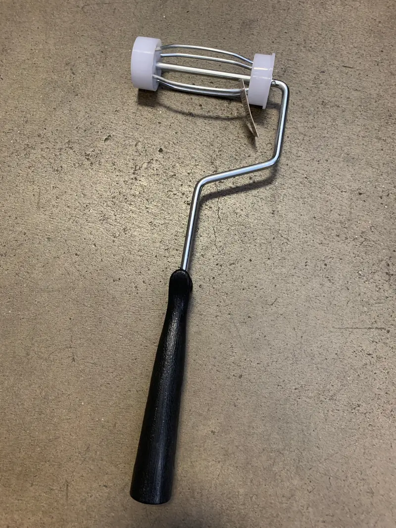 4-Inch Roller Frame For Paint Application 1