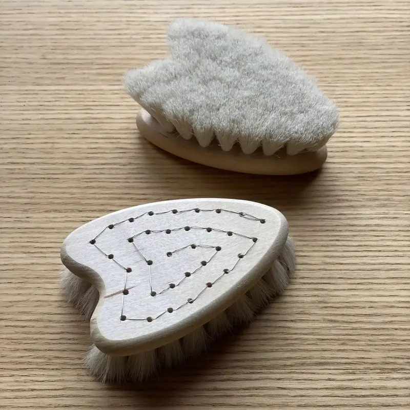 Baby Hair Brush With Heart-Shaped Handle 1