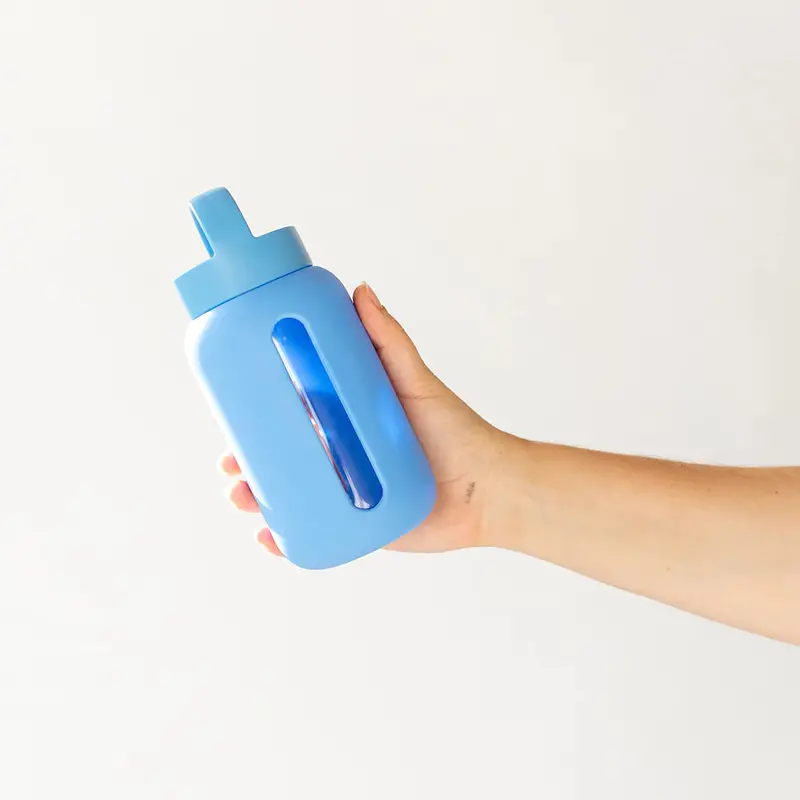 Compact 17 Oz Reusable Mini Beverage Bottle 1