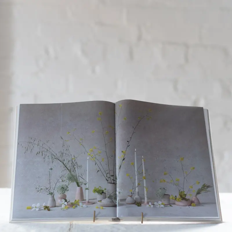 Gathering: Natural Tablescapes For Meaningful Moments 1
