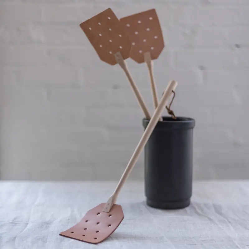 Genuine Leather Fly Swatter With Wooden Handle 1