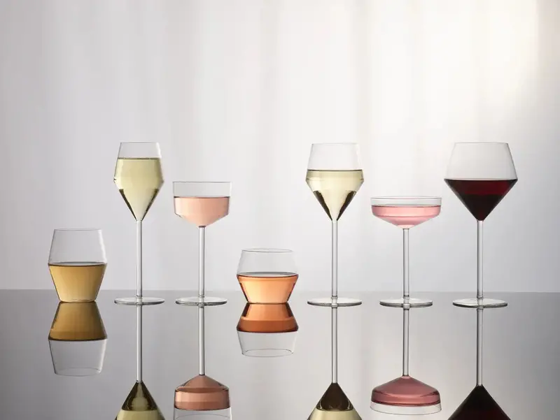 Juniper-Inspired Glass Drinkware Set 1