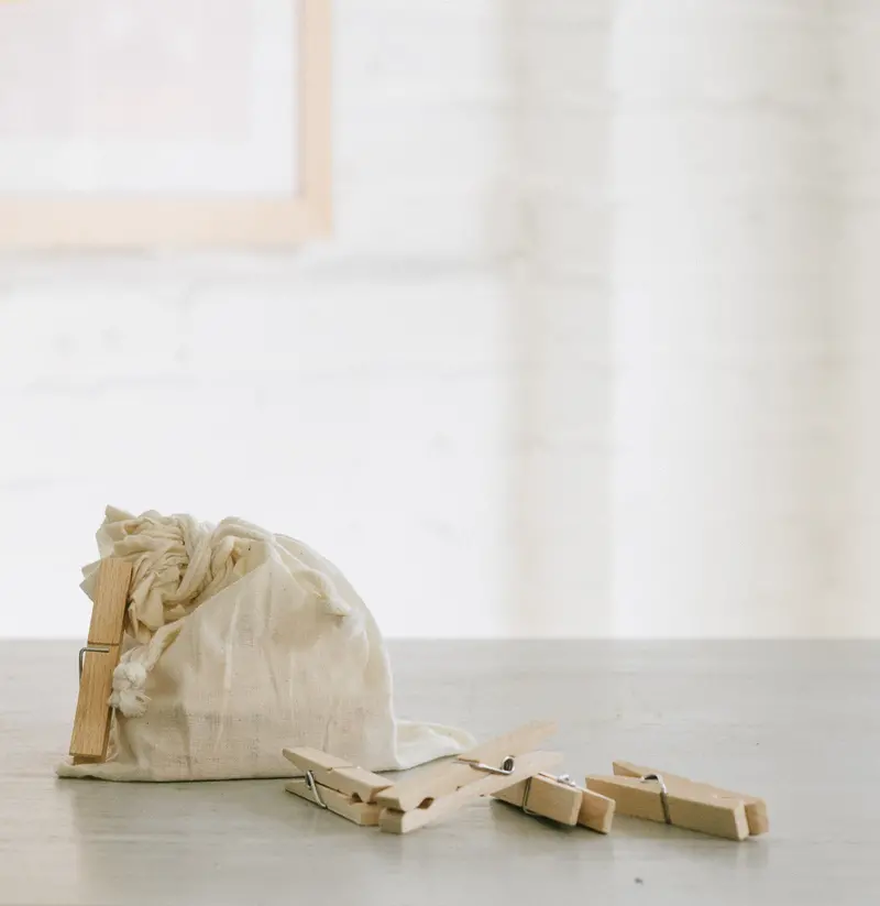 Natural Wooden Clothespins (Set Of 20) 1