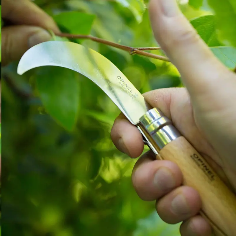 Opinel No.10 Pruning Knife – Heavy-Duty Gardening Blade 1