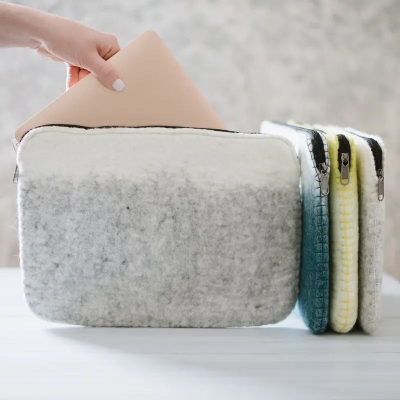 Slim Laptop Sleeve In Soft Shell Material 3