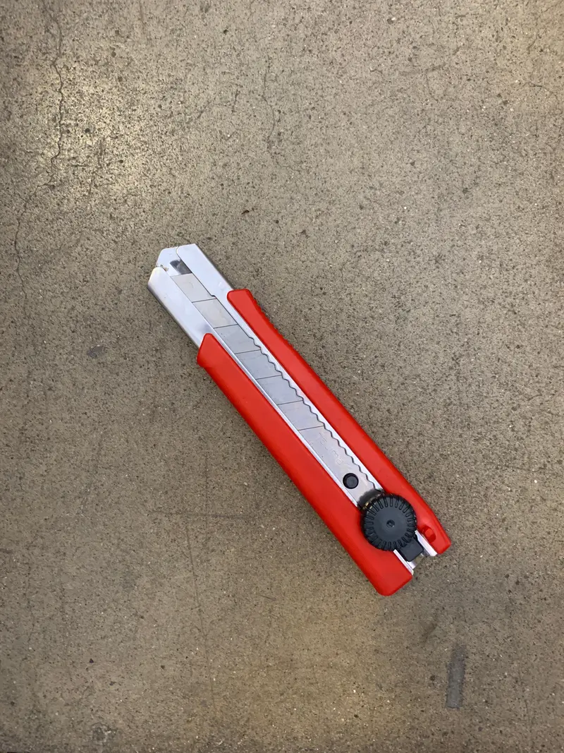 Tajima 1-Inch Rockhard Utility Knife 1