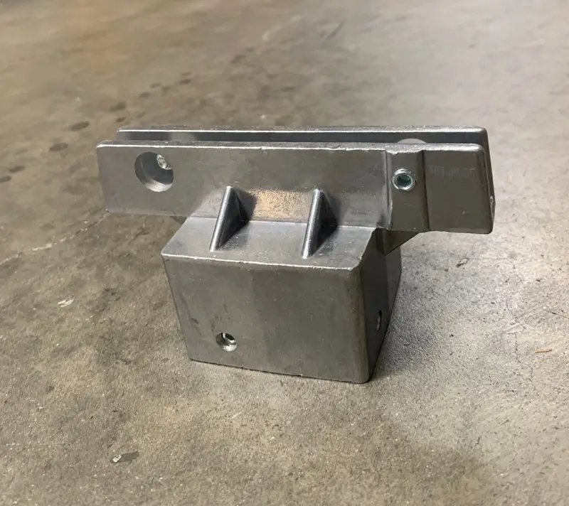 Universal Post Cap With Extended Blade 1